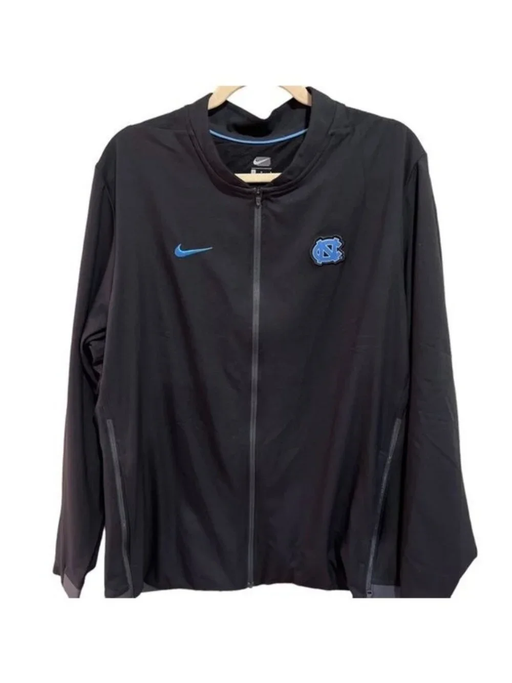 Nike Zip Up University of North Carolina Warm Up Jacket w/ logo Size Large